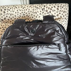 Joan & David Black Quilted Bag with Zipper excellent condition